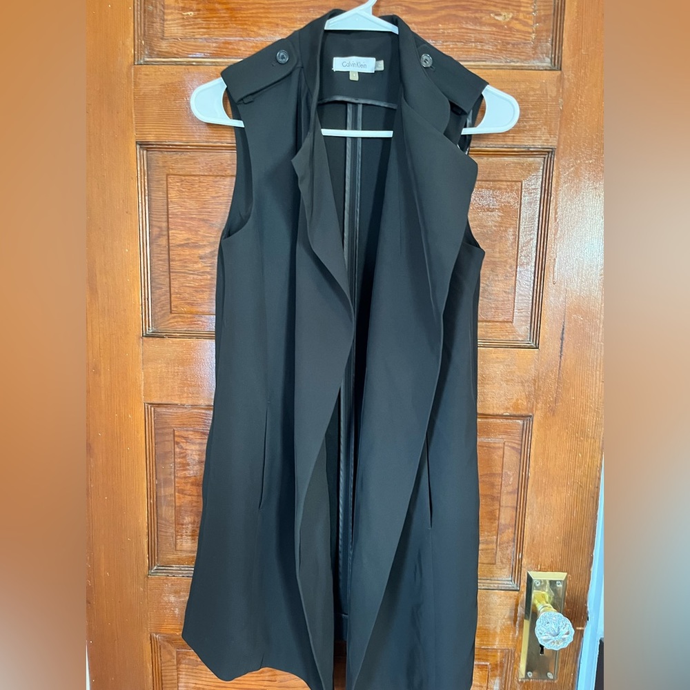 Calvin Klein Sleeveless Blazer sz 4